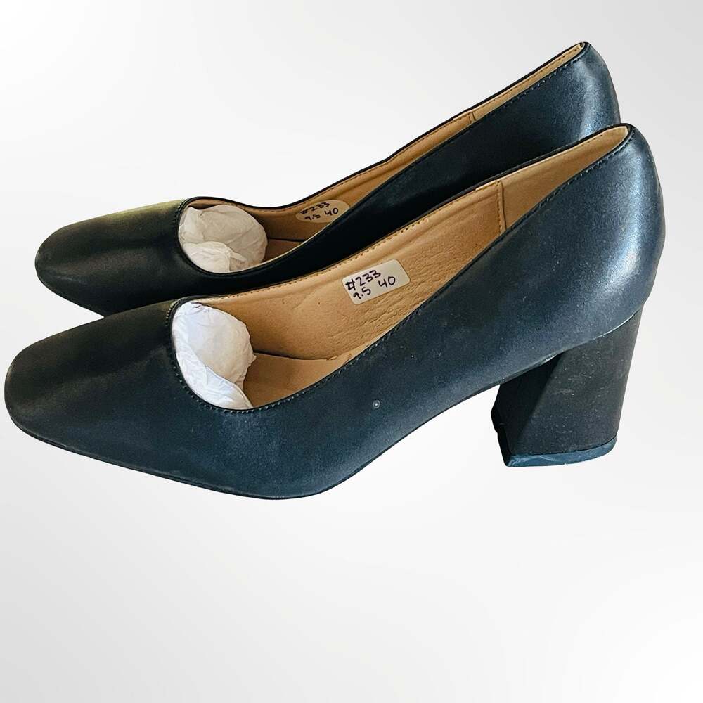 Jaden Shoes Black Square Toe Block Heel Pumps - Picture 3 of 7